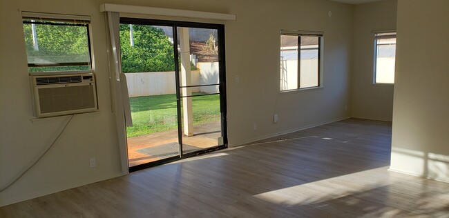 94-324 Waimaka St in Mililani, HI - Foto de edificio - Building Photo