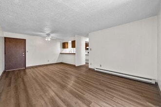 Bristol Ridge in Urbandale, IA - Foto de edificio - Building Photo