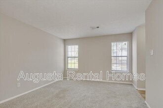 2515 Ctr W Pkwy in Augusta, GA - Building Photo - Building Photo