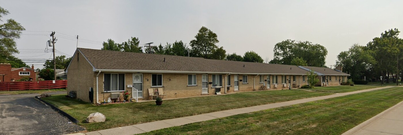 13220-13264 Leroy St in Southgate, MI - Building Photo