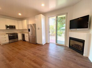 167 Kentucky St in San Luis Obispo, CA - Building Photo - Building Photo