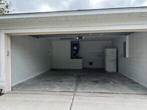 6146 School House Ct in Wesley Chapel, FL - Building Photo - Building Photo
