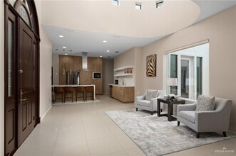 21 Ben Hogan Dr in McAllen, TX - Building Photo - Building Photo