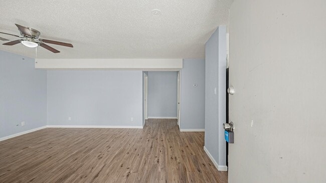 12033 18th St in Santa Fe, TX - Building Photo - Building Photo