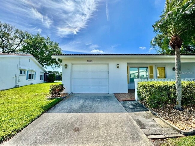 3490 Mainlands Blvd S in Pinellas Park, FL - Building Photo - Building Photo
