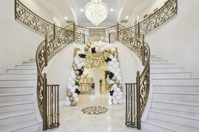 5344 Leghorn Ave in Los Angeles, CA - Building Photo - Building Photo