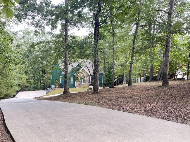3398 Banks Mountain Dr in Gainesville, GA - Building Photo - Building Photo