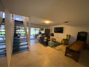 313 Bobby Jones Rd in Sarasota, FL - Building Photo - Building Photo