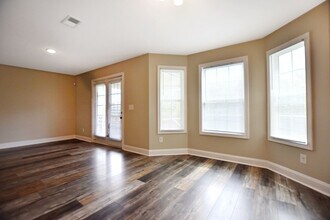 493 Woodtrace Dr in Clarksville, TN - Building Photo - Building Photo