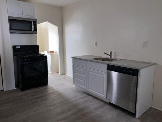 237 Ella St in Pittsburgh, PA - Building Photo - Building Photo