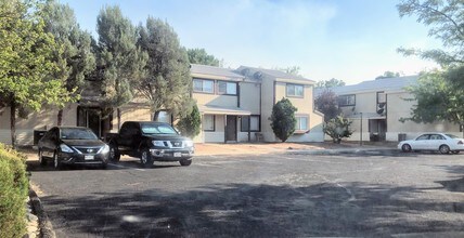 1125 Grandview St in Page, AZ - Building Photo - Building Photo