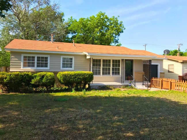 property at 2305 46th St