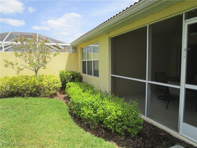 8677 Erice Ct in Naples, FL - Building Photo - Building Photo