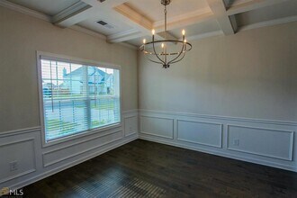 319 Pearl Moss Ln in Kathleen, GA - Foto de edificio - Building Photo