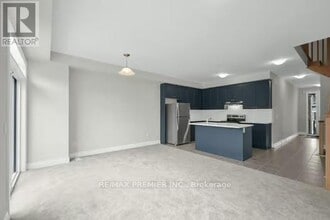 138 Corley St in Kawartha Lakes, ON - Building Photo - Building Photo