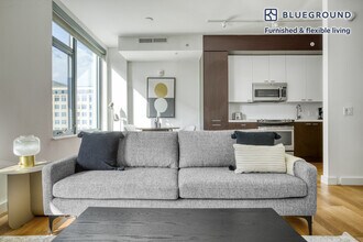 1212 4th St SE in Washington, DC - Foto de edificio - Building Photo