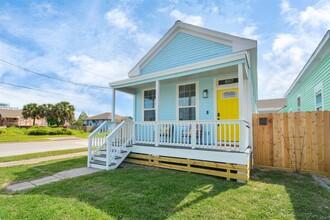 802 34th St in Galveston, TX - Foto de edificio - Building Photo