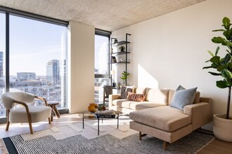 142 N Morgan St in Chicago, IL - Building Photo - Building Photo