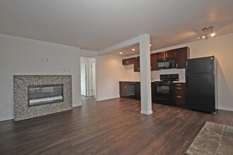 3425 S 176th St in Seatac, WA - Building Photo - Building Photo