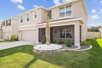 8673 Triumph Cir in Wildwood, FL - Building Photo - Building Photo