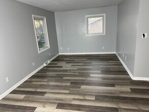 4152 W Curry Ct in Bloomington, IN - Foto de edificio - Building Photo