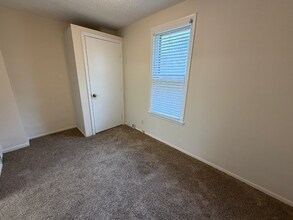 347 4th Ave S in South St. Paul, MN - Foto de edificio - Building Photo