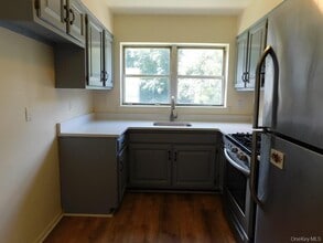 12 Sequestered Rd in Newburgh, NY - Building Photo - Building Photo