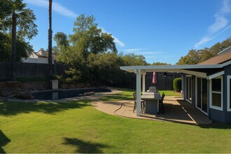 1425 New England Dr in Roseville, CA - Building Photo - Building Photo