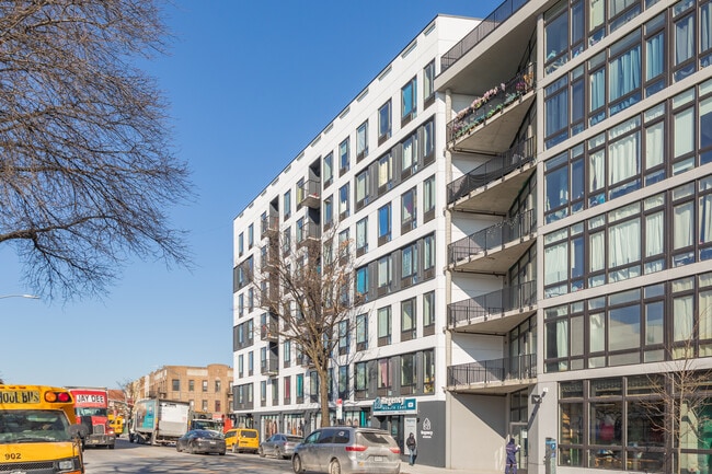 2508 Foster Ave in Brooklyn, NY - Foto de edificio - Building Photo