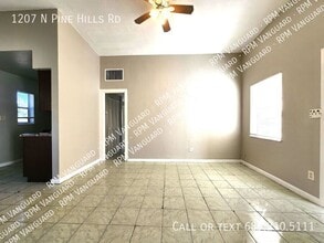 1207 N Pine Hills Rd in Orlando, FL - Building Photo - Building Photo