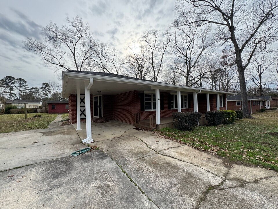 3009 Garden Lakes NW Blvd in Rome, GA - Building Photo