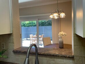 7128 Cross Creek Cir in Dublin, CA - Building Photo - Building Photo