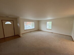 3515 Malland Ct in Anacortes, WA - Building Photo - Building Photo