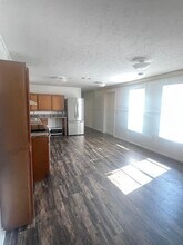 1201 Schley St in Eagle Lake, TX - Building Photo - Building Photo