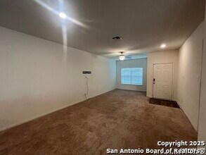 2815 Citron Garden in Converse, TX - Building Photo - Building Photo