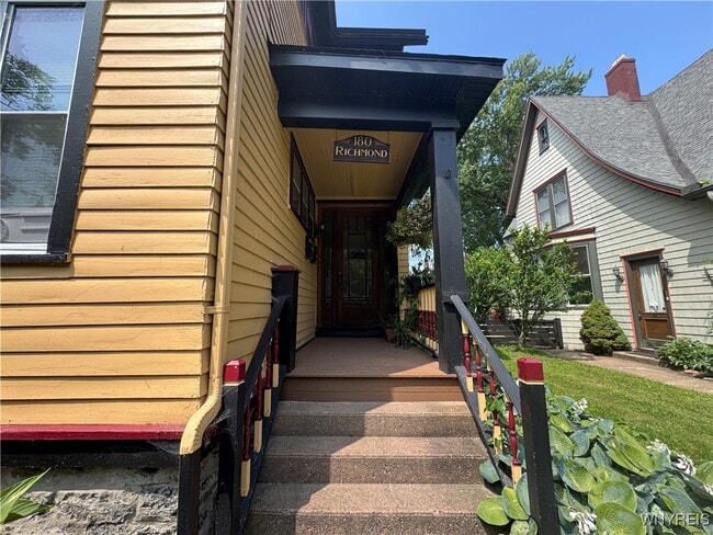 180 Richmond Ave in Buffalo, NY - Building Photo - Building Photo