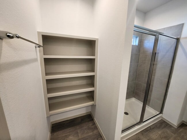 property at 7214 Sunset Crk Dr