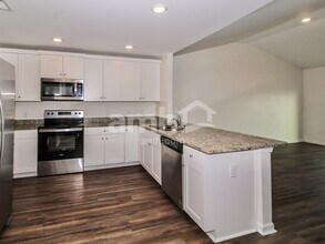 1208 Dogwood Neck Dr, Unit 1814J in Navassa, NC - Building Photo - Building Photo