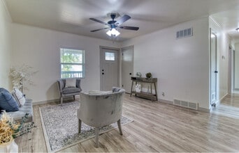 2114 W 48th Pl in Tulsa, OK - Building Photo - Building Photo