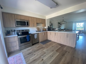 5800 Lake Murray Blvd in La Mesa, CA - Building Photo - Building Photo