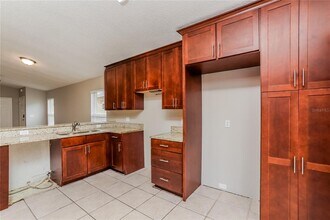 10021 Cypress Meadows Ln in Orlando, FL - Building Photo - Building Photo