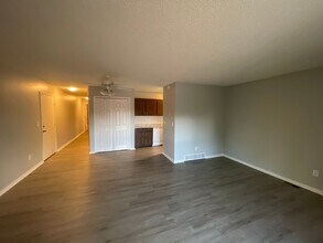 4015 Stonedike Dr in Colorado Springs, CO - Building Photo - Building Photo