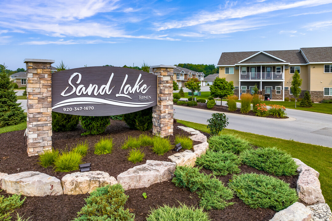 Sand Lake in De Pere, WI - Foto de edificio