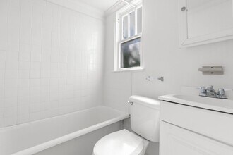 Sutton House in Birmingham, AL - Building Photo - Interior Photo