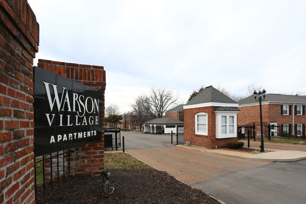 Warson Village Townhomes Creve Coeur, MO Apartments