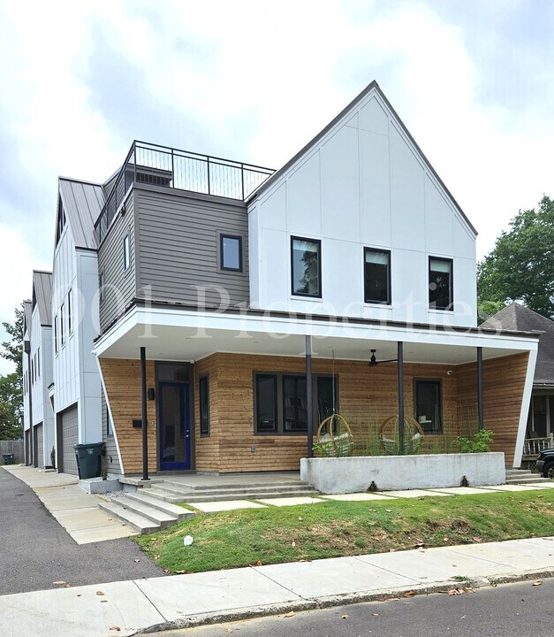 2115 Jefferson Ave in Memphis, TN - Building Photo