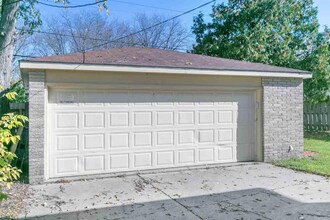 2413 Brentwood Pkwy-Unit -Unit 1 in Madison, WI - Building Photo - Building Photo