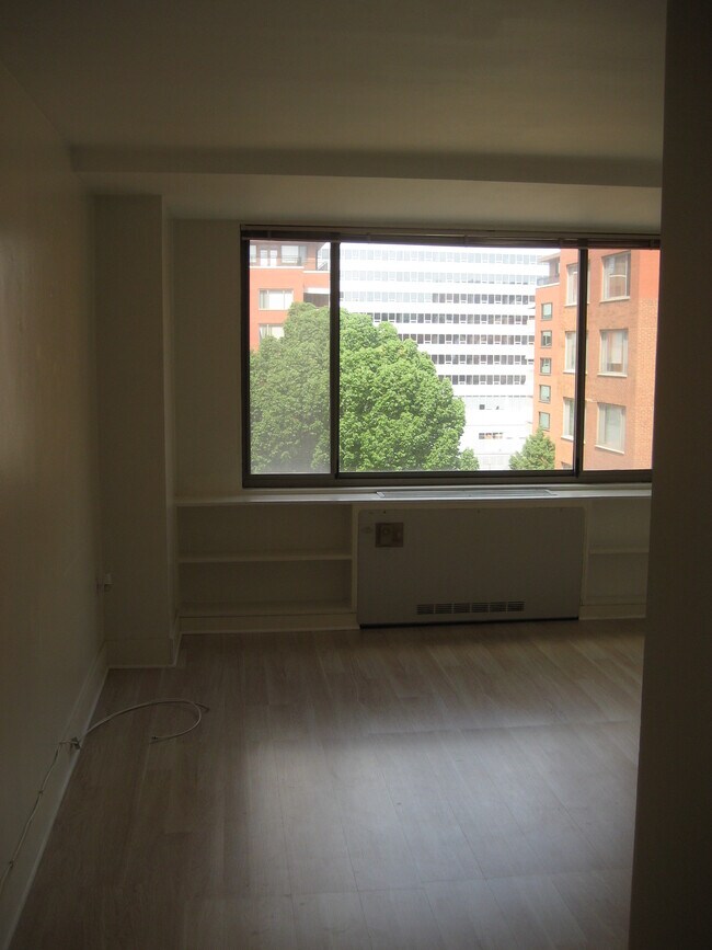 1111 Arlington in Arlington, VA - Building Photo - Building Photo