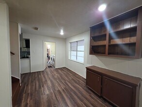 13830 Burgoyne Rd in Houston, TX - Building Photo - Building Photo