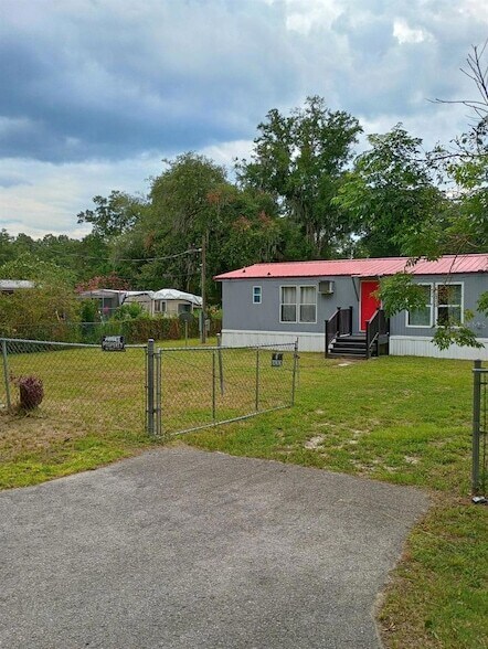 928 NW 111th Ct in Ocala, FL - Building Photo
